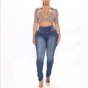 Stretchy skinny jeans